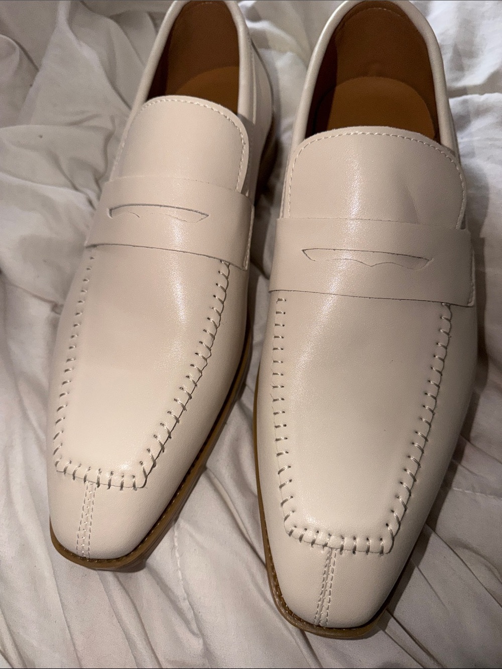 Men’s sz 11 beige taper toe loafers